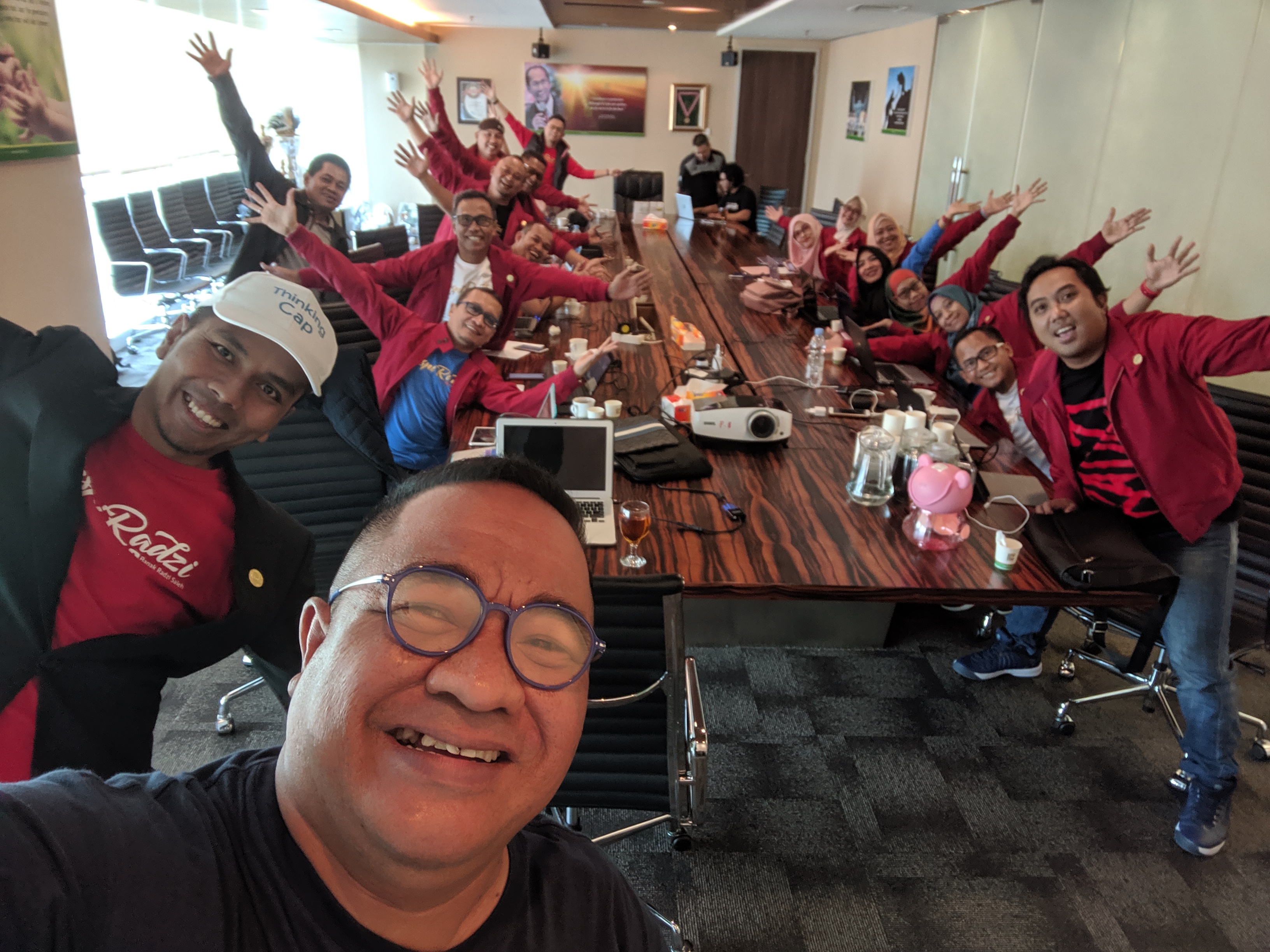 Azrain bersama peserta latihan Google Ads Jakarta 2019